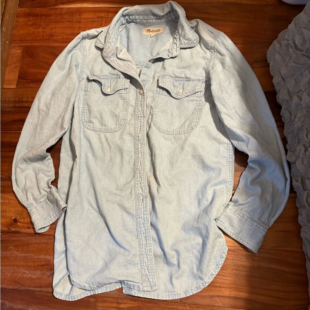 Madewell Light Wash Denim Button Down Shirt |‎ XXS (0520)